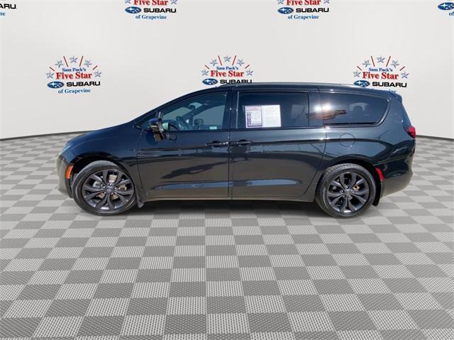 2018 chrysler pacifica limited