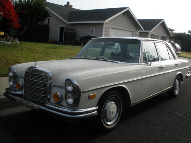 1970 mercedes 280se 4 speed manual a/c