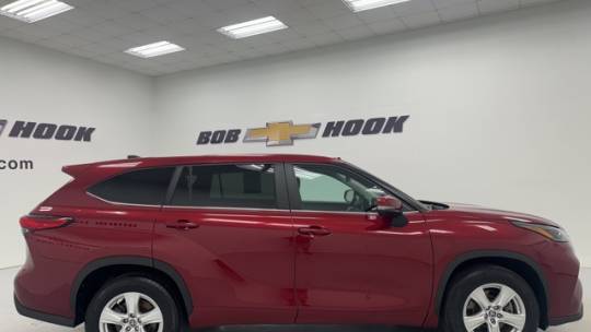 2023 toyota highlander le