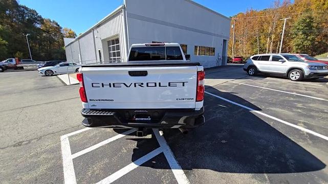 2021 chevrolet silverado 2500 custom
