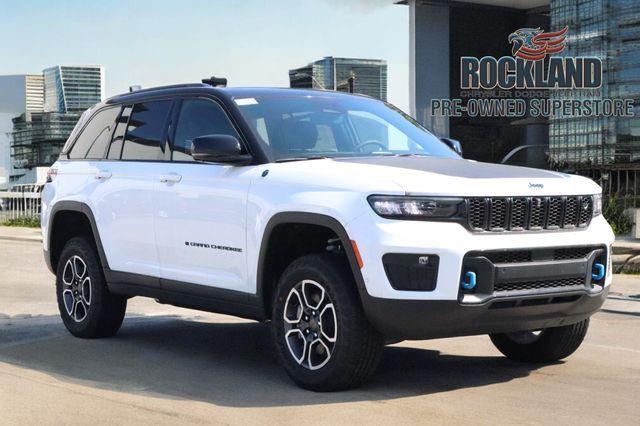 2023 jeep grand cherokee 4xe trailhawk