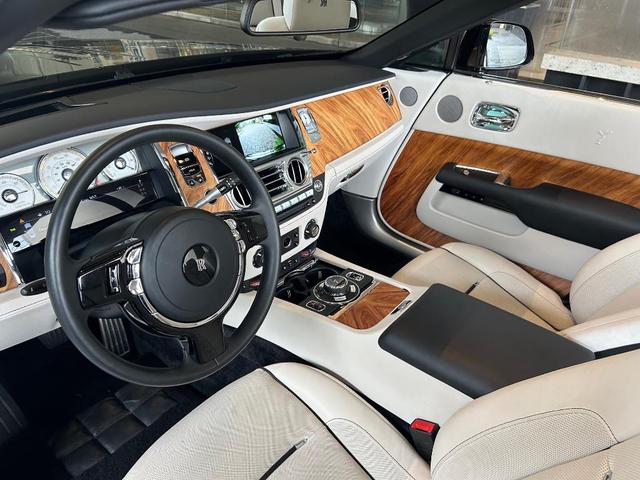 2020 rolls-royce dawn base