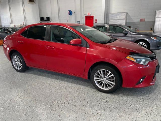 2014 toyota corolla le plus