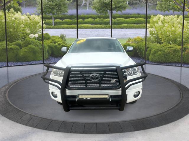 2011 toyota tundra limited