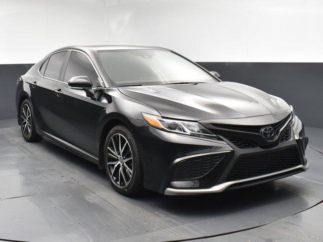 2023 toyota camry se