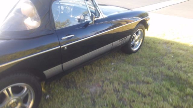 very nice mgb limited - perfect car - garaged in rust free arizona all it's life