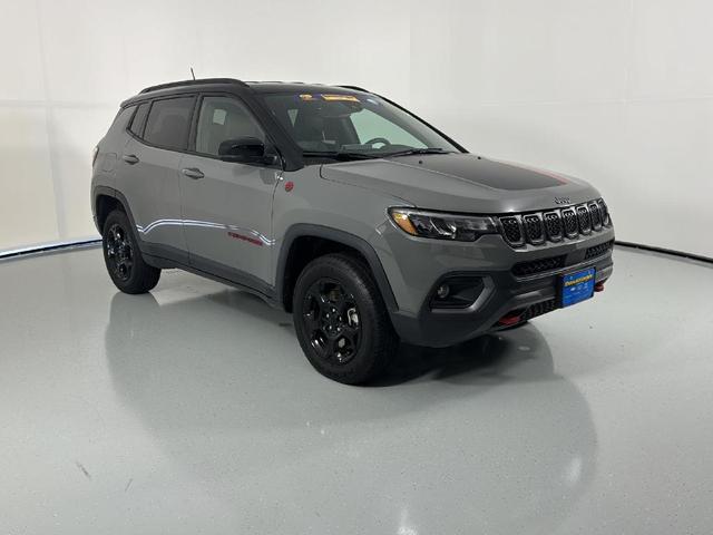 2024 jeep compass trailhawk
