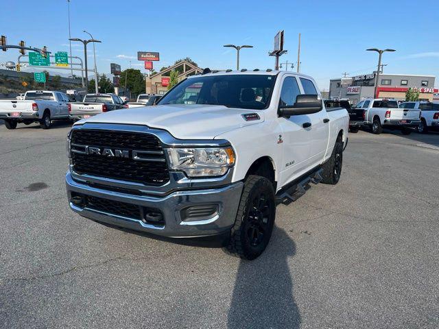 2022 ram 3500 tradesman crew cab 4x4 6'4' box