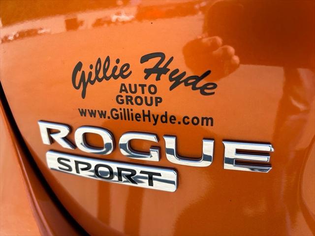 2022 nissan rogue sport sl