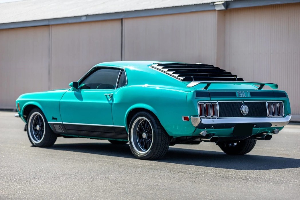 ford mustang mach 1