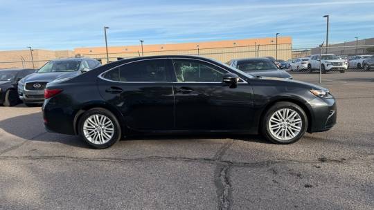 2017 Lexus ES