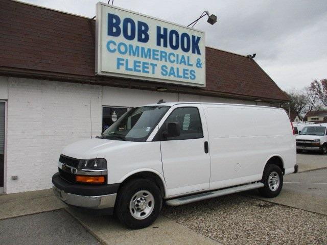 2022 chevrolet express 2500 work van