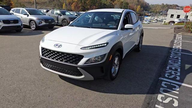 2022 hyundai kona se