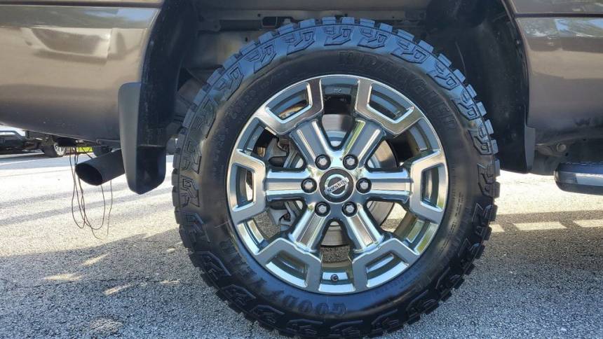 2018 nissan titan xd sl