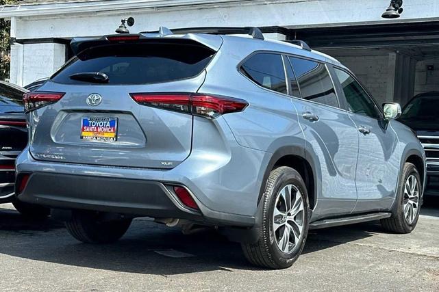 2023 toyota highlander xle