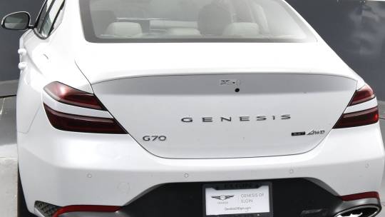 2025 Genesis G70