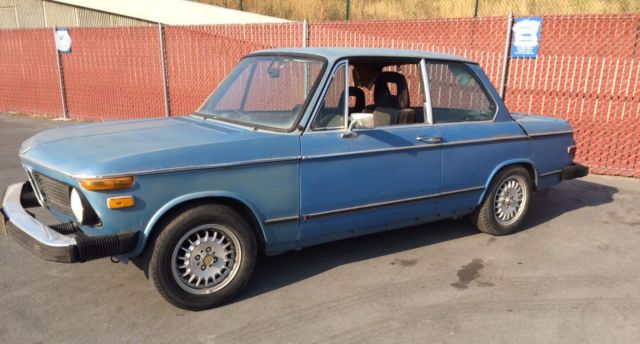 1976 bmw 2002; 4 speed, sunroof, driver-project