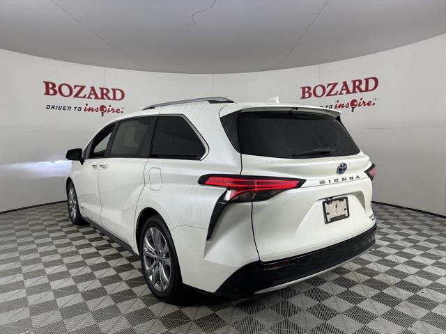 2021 toyota sienna platinum 7 passenger