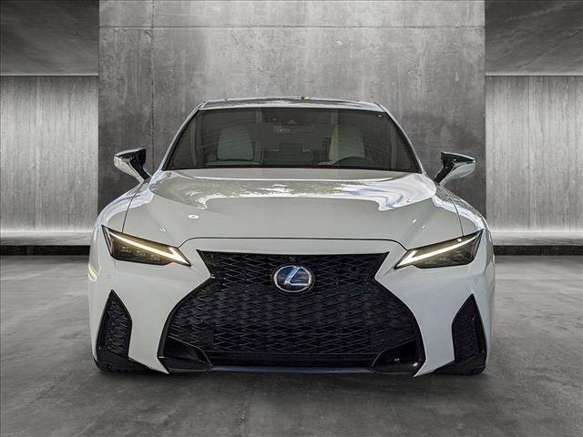 2022 lexus is 350 base