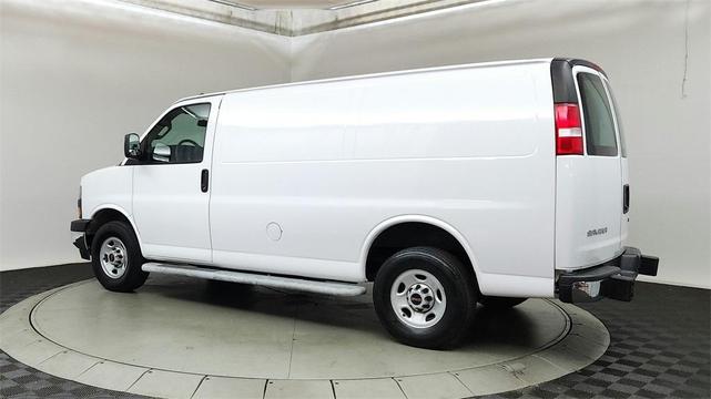 2022 gmc savana 2500 work van