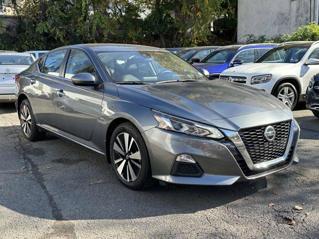 2021 nissan altima 2.5 sv