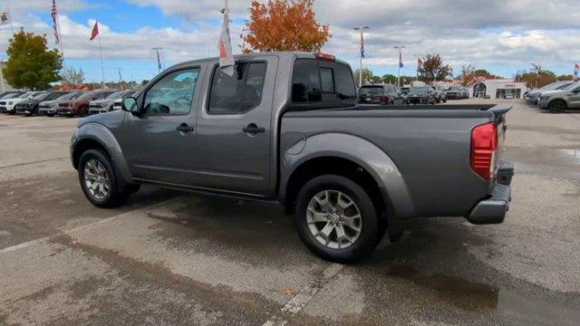 2021 nissan frontier sv