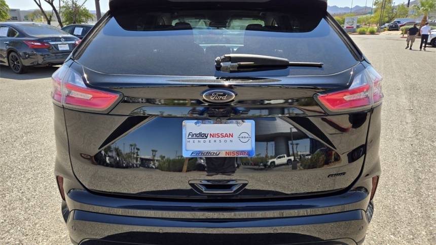 2022 ford edge se