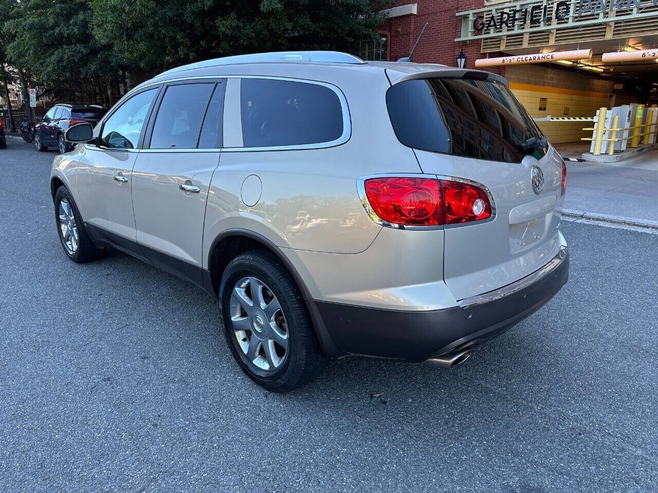 2010 buick enclave cxl 4dr crossover w/2xl