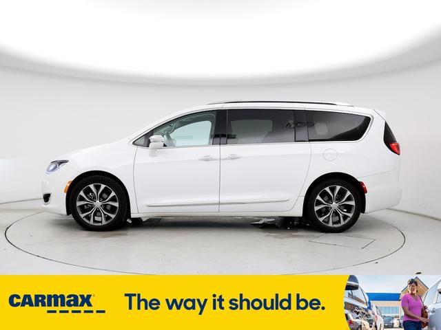 2017 chrysler pacifica limited