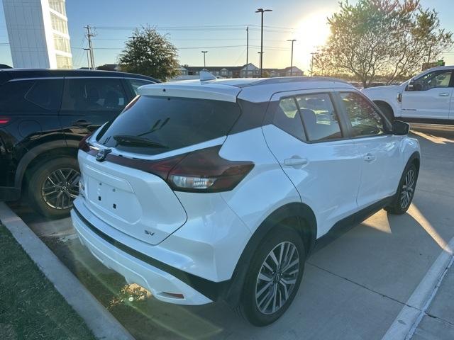 2023 nissan kicks sv