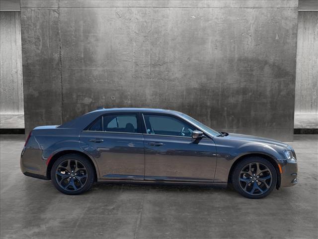 2023 chrysler 300 s