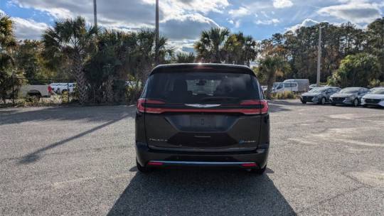 2022 Chrysler Pacifica