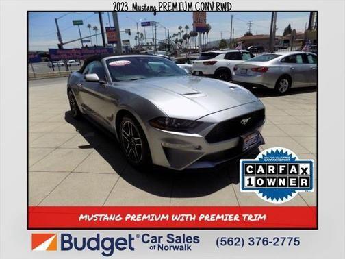2023 ford mustang