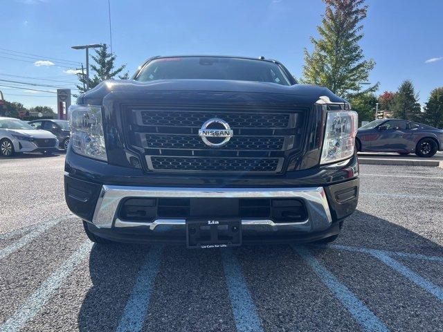 2021 nissan titan sv