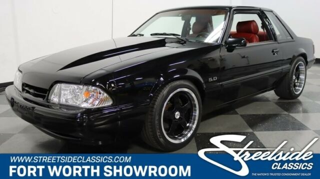very sharp notch-back! 5.0 v8, 5 spd manual, r134a a/c, fresh paint, cool fox!!