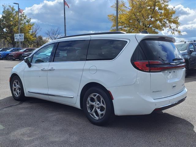 2023 chrysler pacifica limited