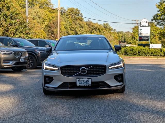 2022 volvo s60 b5 momentum