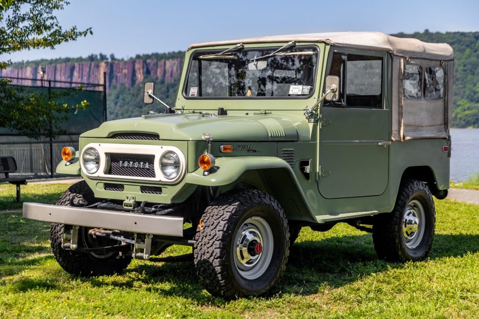 1973 toyota land cruiser fj40