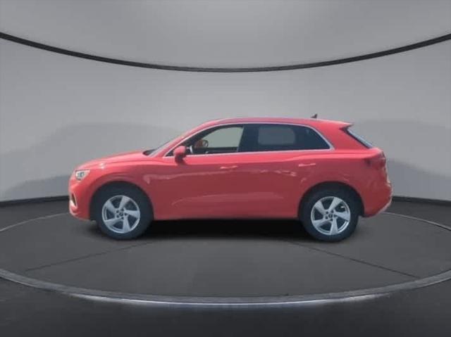 2022 audi q3 40 premium