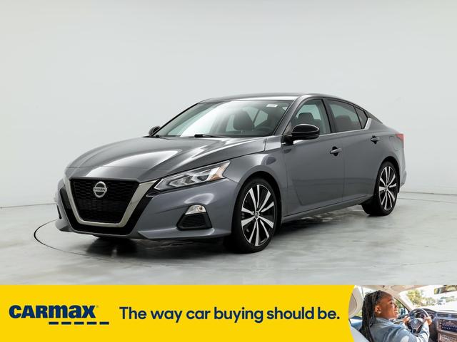 2019 nissan altima sr