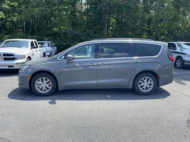 2022 chrysler pacifica touring-l