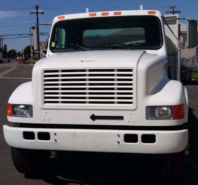 1994 international 4800 utility truck