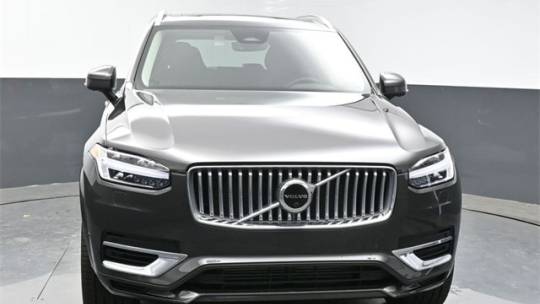 2024 Volvo XC90 t8 plus bright theme