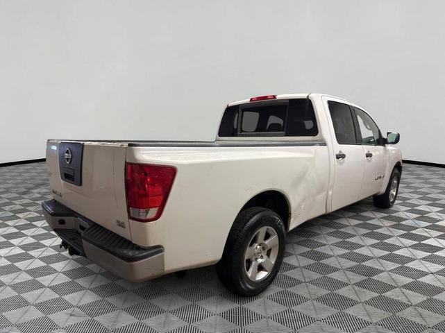 2008 nissan titan xe crew cab