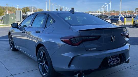 2025 Acura TLX