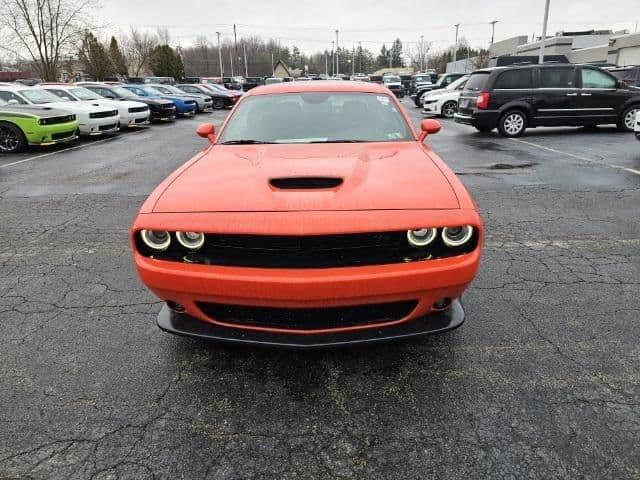 2022 dodge challenger r/t in youngstown, ohio