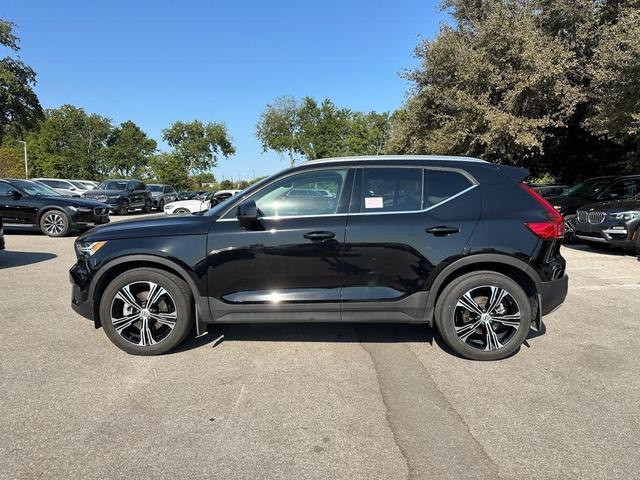 2022 volvo xc40 t4 inscription
