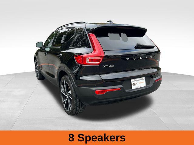 2021 volvo xc40 t5 r-design