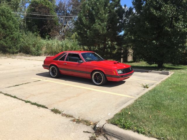 1981 ford mustang lx