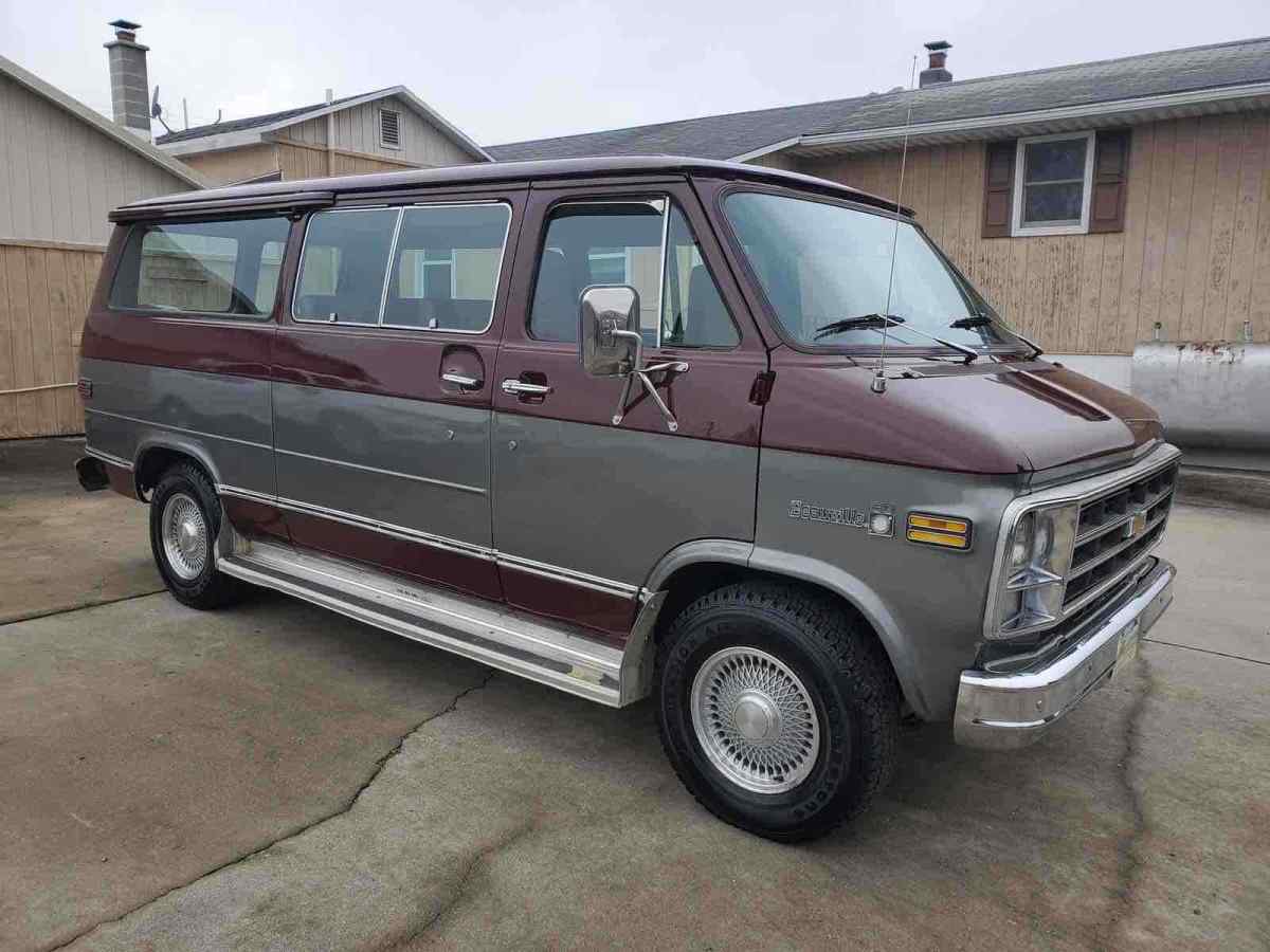 1979 chevrolet van van red rwd automatic beauville